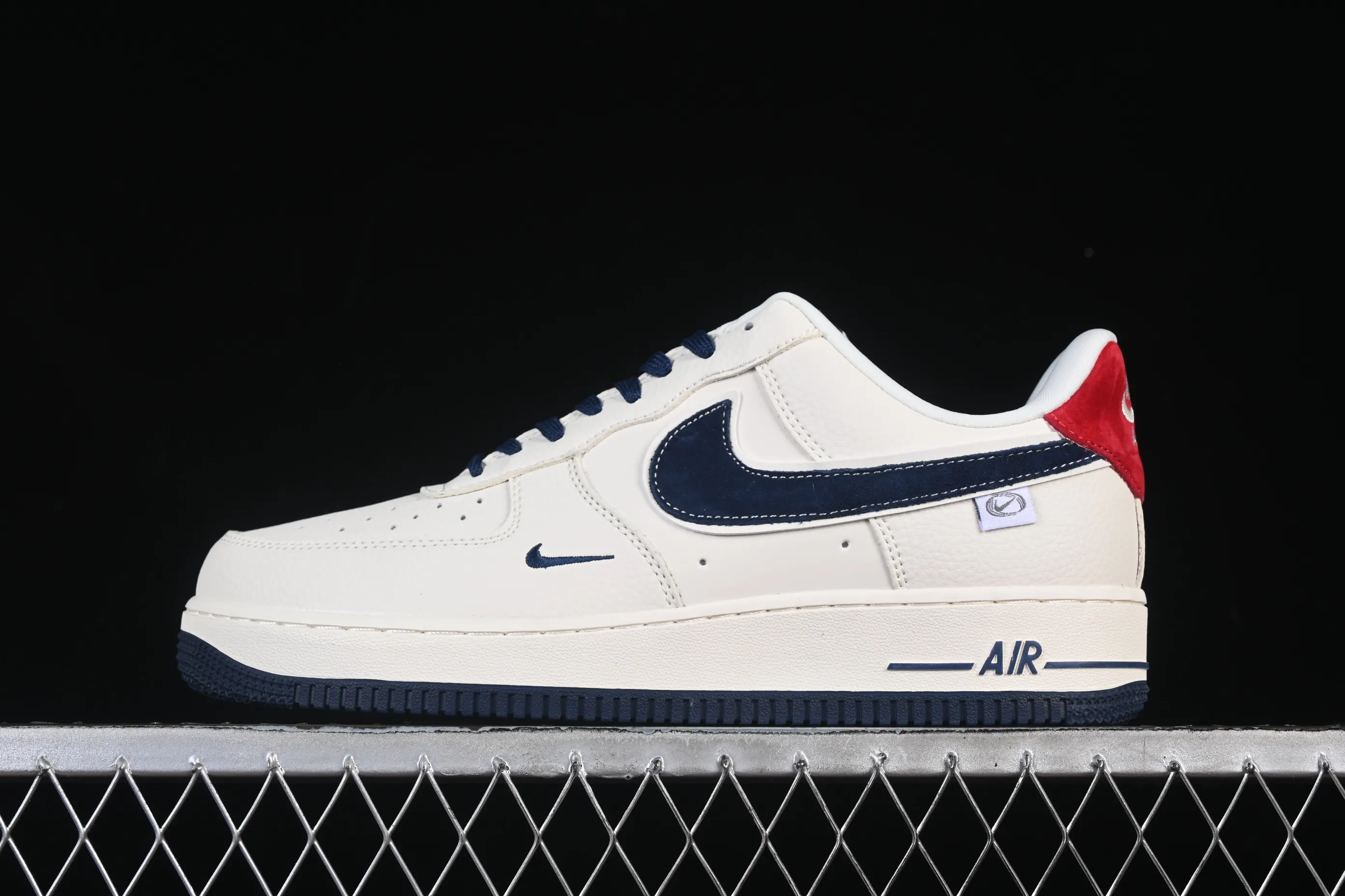 All Categories Nk Air Force 1 Air Force Series Nk Air Force 1 Low Air Force Low Nike Air Force 1'07 Low Blue Red Beige Blue Red Pig Eight Leather Air Force One Low Casual Shoes DD1982-326